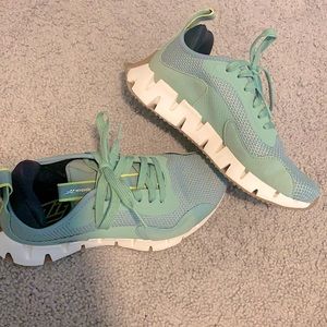Running shoes